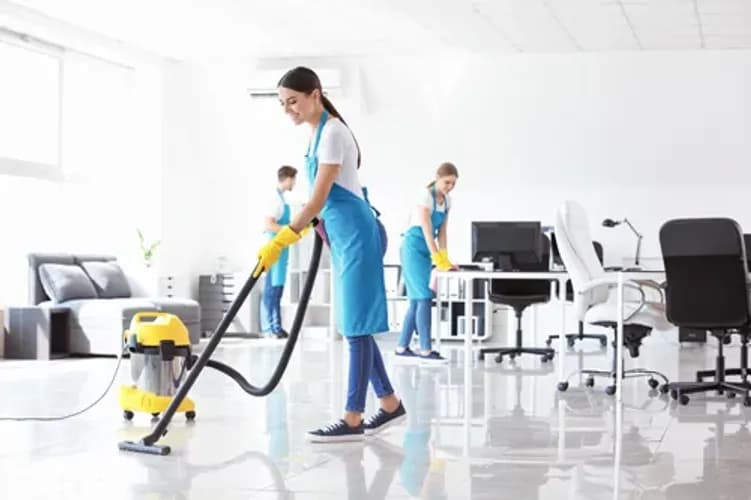 Profesjonalne czyszczenie biur po godzinach - nie zakłócamy pracy