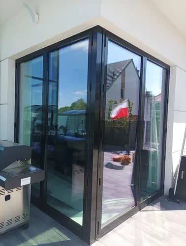 Profesjonalne mycie okien, witryn, balustrad