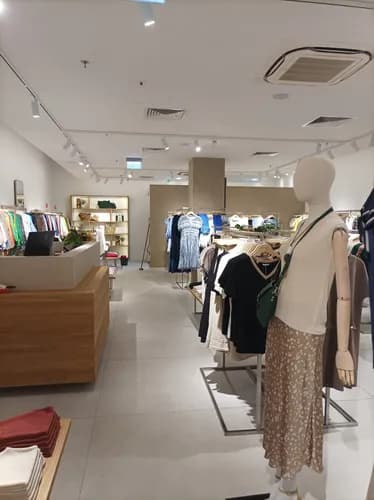 Regularne utrzymanie czystości w biurach - higiena miejsca pracy