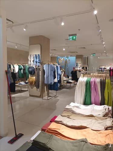 Regularne utrzymanie czystości w biurach - higiena miejsca pracy