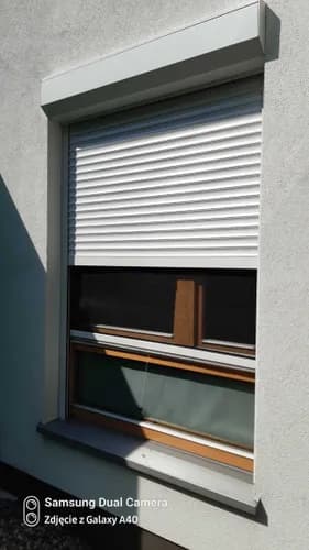 Montaż żaluzji okiennych – precyzyjnie, dokładnie, niezawodnie