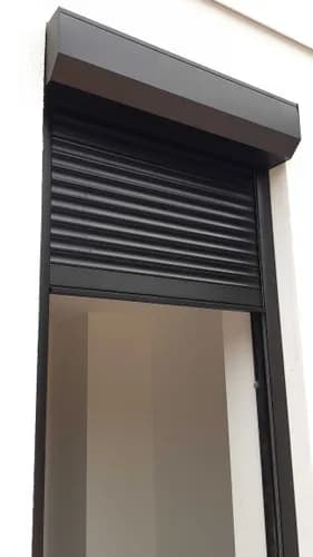 Montaż żaluzji okiennych – precyzyjnie, dokładnie, niezawodnie