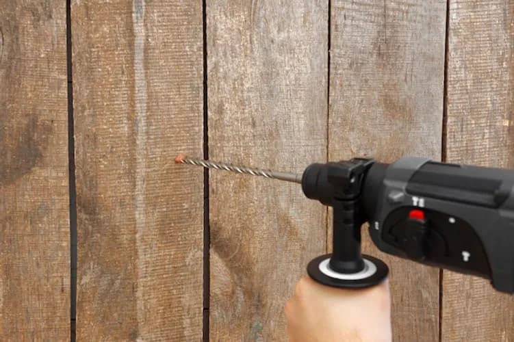 Specjalistyczne wiercenie w ścianach, blatach i posadzkach