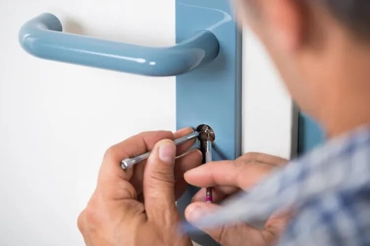 Wymiana zamków drzwiowych – solidnie i w dobrej cenie!