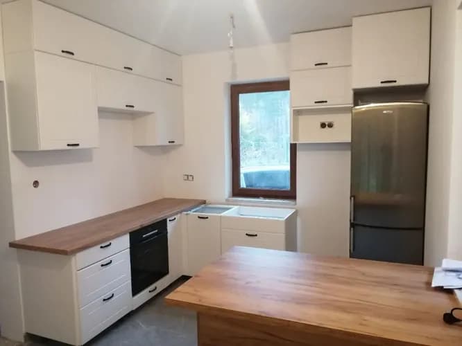 Fachowe składanie mebli kuchennych i łazienkowych