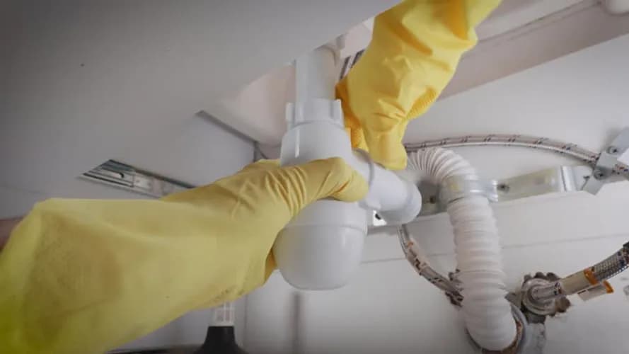 Wymiana lub instalacja syfonu – Warszawa i okolice