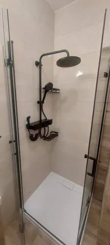 Szybki montaż kabiny prysznicowej w Twoim domu