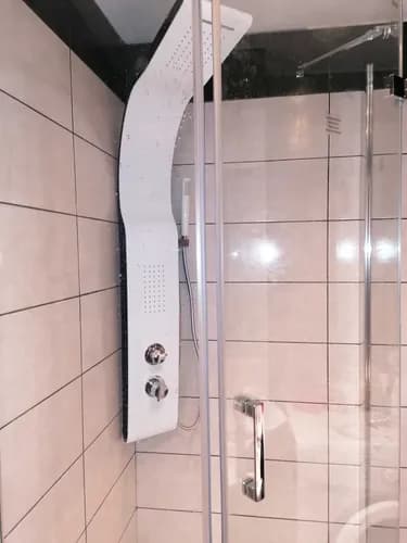 Сантехнік для встановлення ванни: зручно та швидко