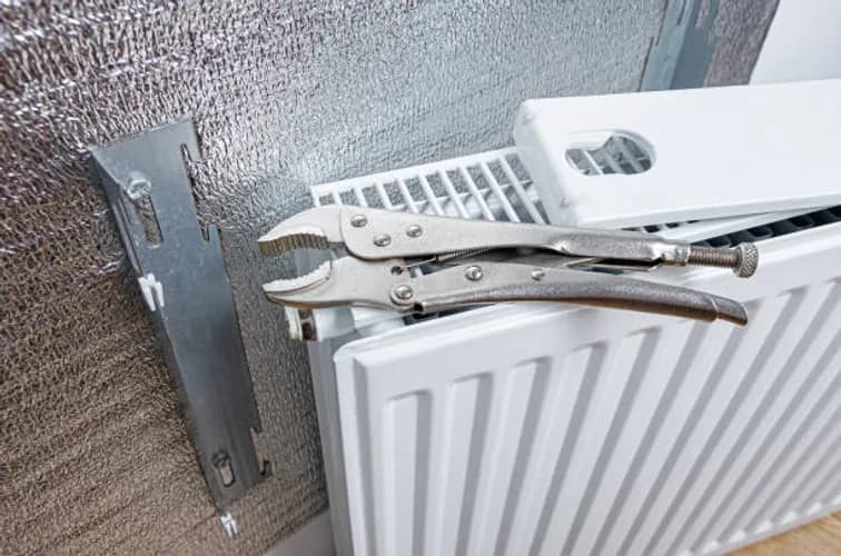 Montaż grzejników w nowym mieszkaniu