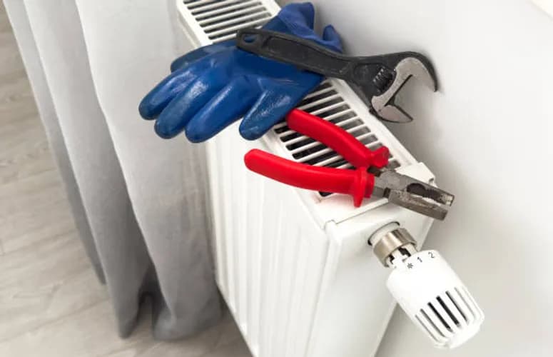 Montaż grzejników członowych w Warszawie