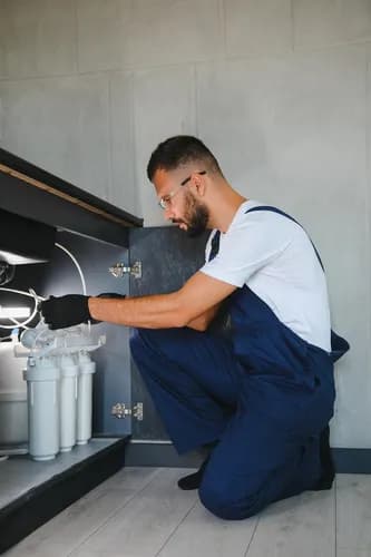 Hydraulik/Mąż na godziny – instalacja filtrów, osmozy, uzdatniaczy