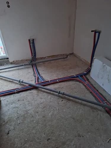 🔥 Rozprowadzanie instalacji grzewczej – ciepło w Twoim domu!