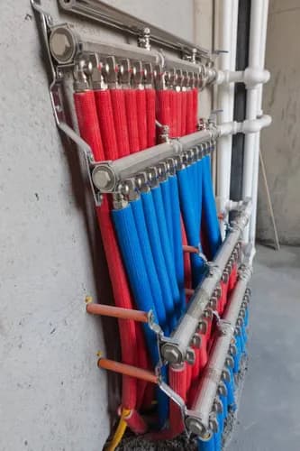 Instalacja rur do systemu grzewczego Warszawa