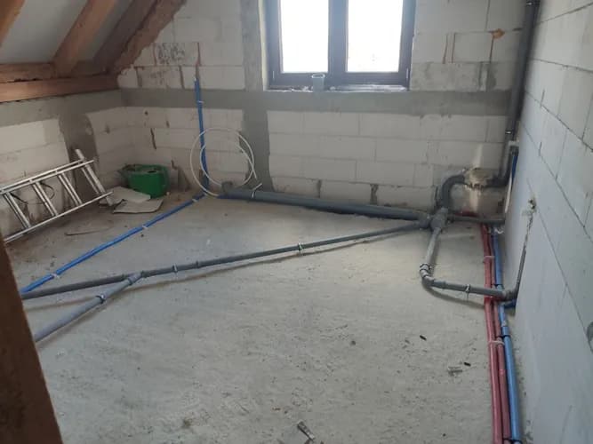 Naprawa i wymiana rur w Warszawie