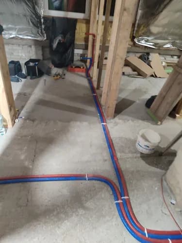 Naprawa i wymiana rur w Warszawie