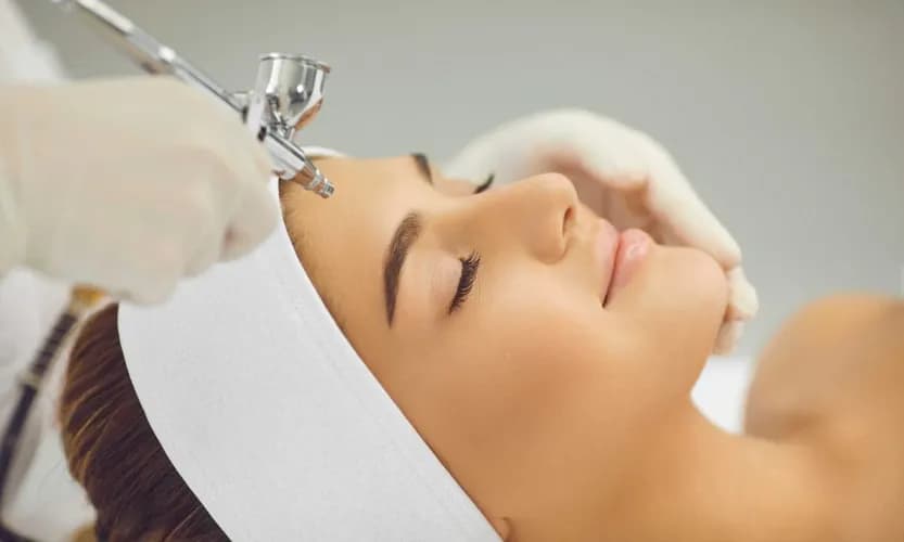 Nowoczesny peeling twarzy: regeneracja bez inwazyjnych metod