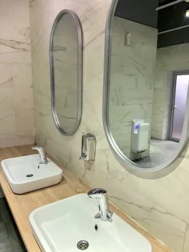 Допомога з монтажем дзеркал