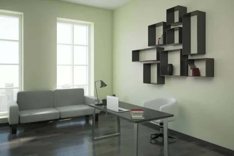 Безпечний монтаж полиці для книг