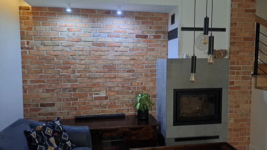 Montaż oświetlenia w domu, biurze – elektryk z doświadczeniem