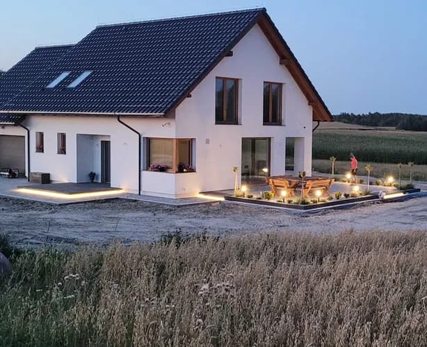 Potrzebujesz montażu oświetlenia? Zadzwoń do naszego fachowca!