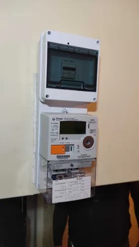 Usługi elektryczne – profesjonalna wymiana wyłączników