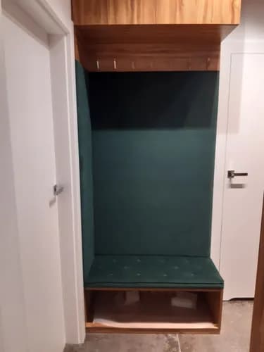 Szybki montaż mebli biurowych