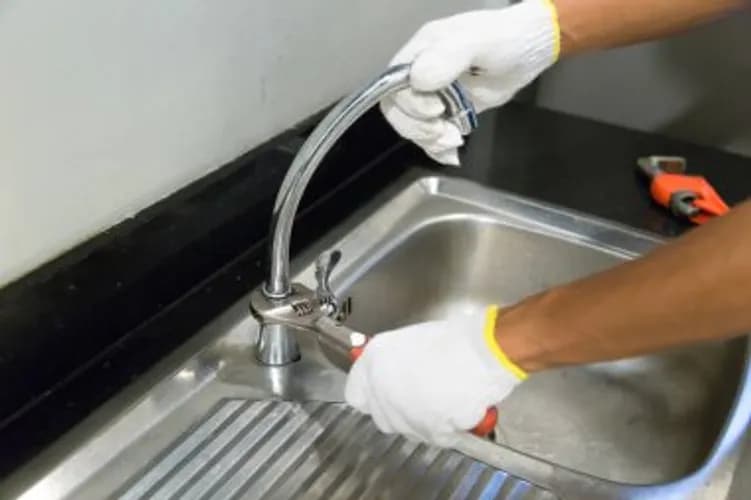 Змішувачі — швидкий сервіс у Гданську