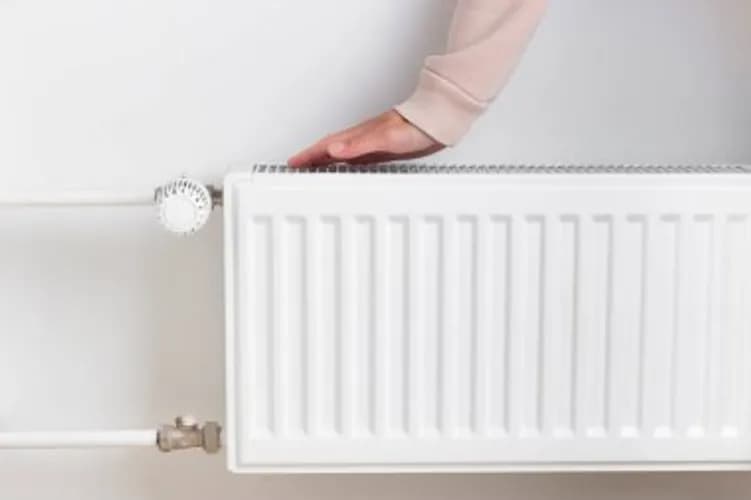 Монтаж батарей опалення будь-якого типу — Гданськ