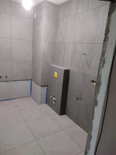 Установка унітазу у квартирі або будинку