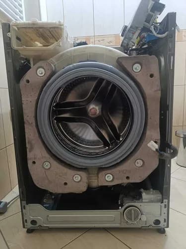 Podłączenie pralki do wszystkich instalacji