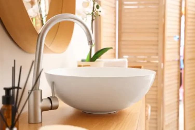 Solidny montaż zlewu z kontrolą szczelności