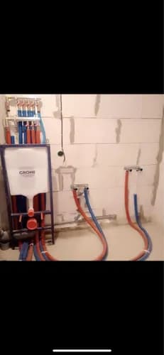 Розводка труб опалення у Гданську. Сантехнік швидко і якісно