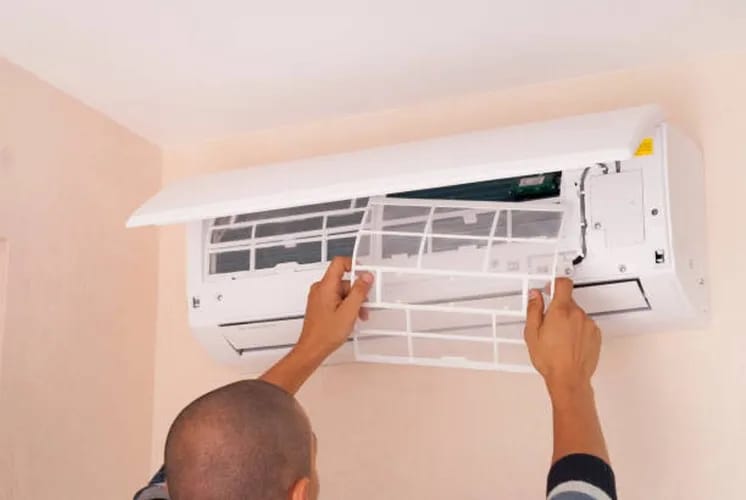 Сервіс з обслуговування та промивки кондиціонерів