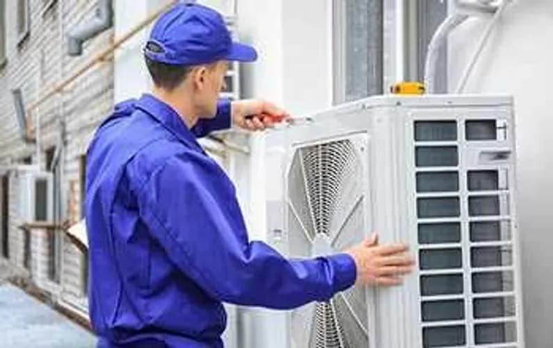 Zostaw naprawę klimatyzatora profesjonalistom