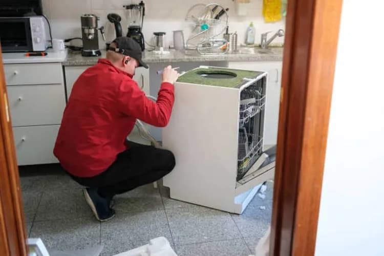 Wymiana węża dopływowego lub odpływowego