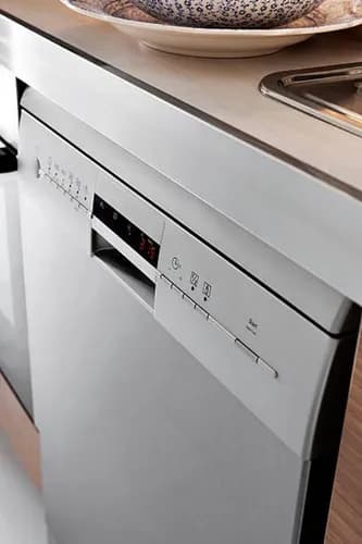 Naprawa i wymiana grzałki zmywarki