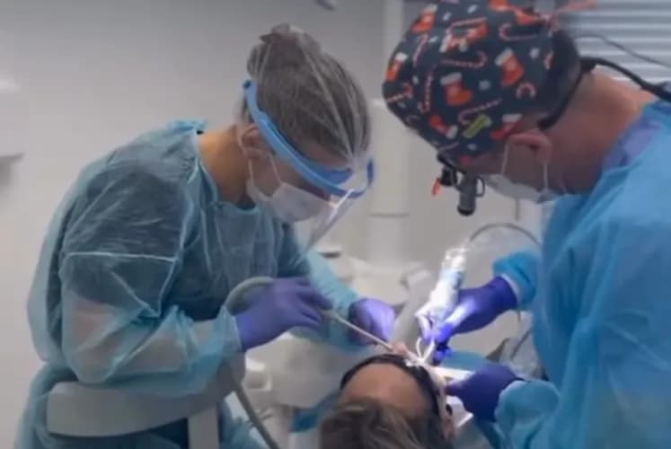 Leczenie próchnicy w Warszawie — bez bólu i z zachowaniem zęba