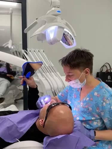 Chirurgiczne usunięcie zębów mądrości (ósemek) w Warszawie — każdy stopień