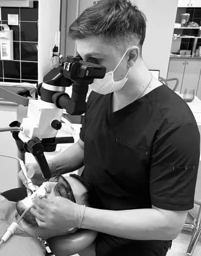 Намучились з вісімкою - видалення зубу мудрості у Варшаві