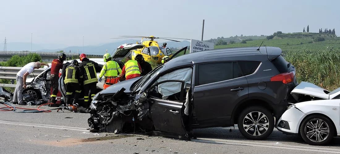 Powypadkowa awaria - laweta całodobowo Warszawa
