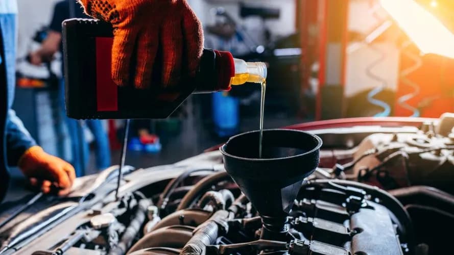 Minął termin przeglądu - wymiana oleju z filtrem Warszawa