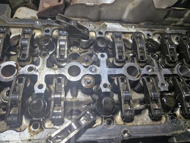 Потеря мощности и расход масла - ремонт бензинового двигателя Варшава