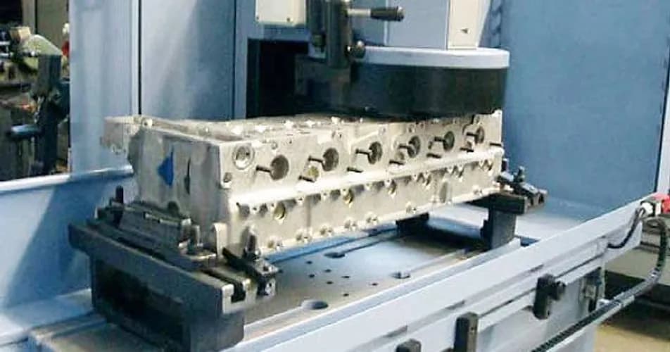 Cieknie spod uszczelki pod głowicą - regeneracja powierzchni głowicy Warsza