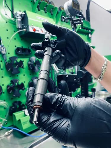 Kopci na czarno - czyszczenie wtryskiwaczy wysokoprężnych Warszawa