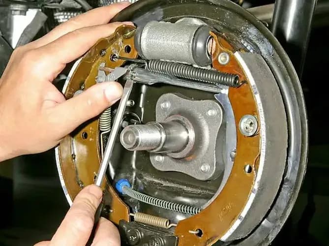 Stare linki ręcznego popękane wymienię zanim całkiem pękną