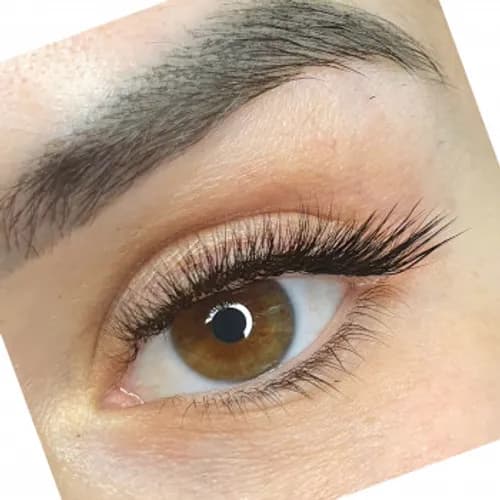 2D-нарощування вій