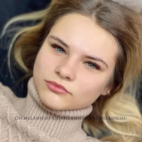 Spojrzenie na twoje rzęsy to milion