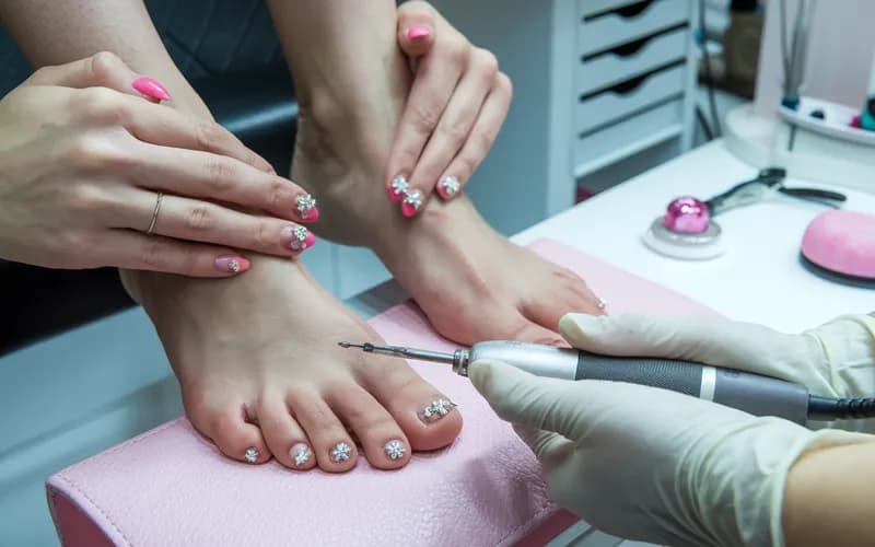 Pedicure z frezowaniem