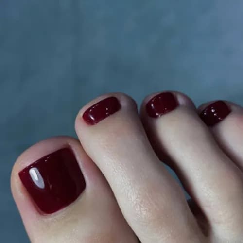 Delikatny pedicure i pielęgnacja stóp