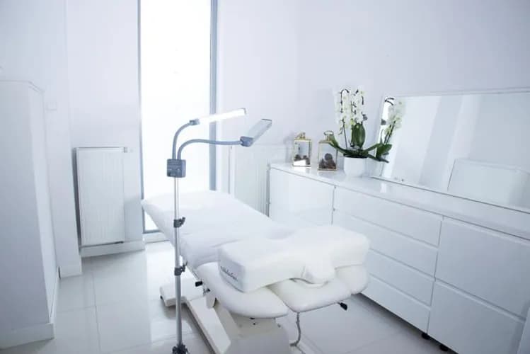 Profesjonalny Męski Manicure